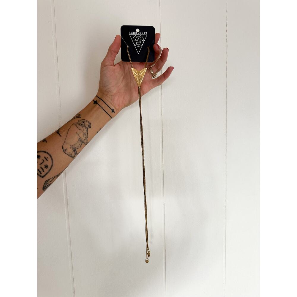 SHOOTING GUNS Triangle Bolo Tie Regular Lord Violet